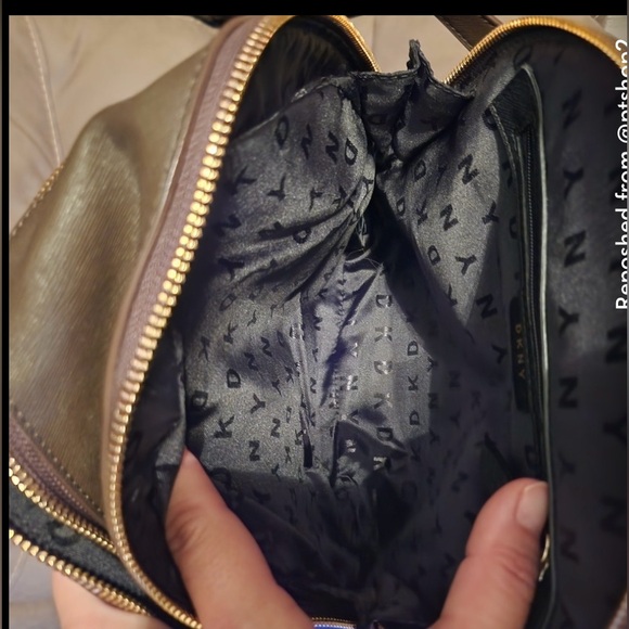 - DKNY Scarf Print Signature Backpack Brown 1989 Graphic - Picture 5 of 5